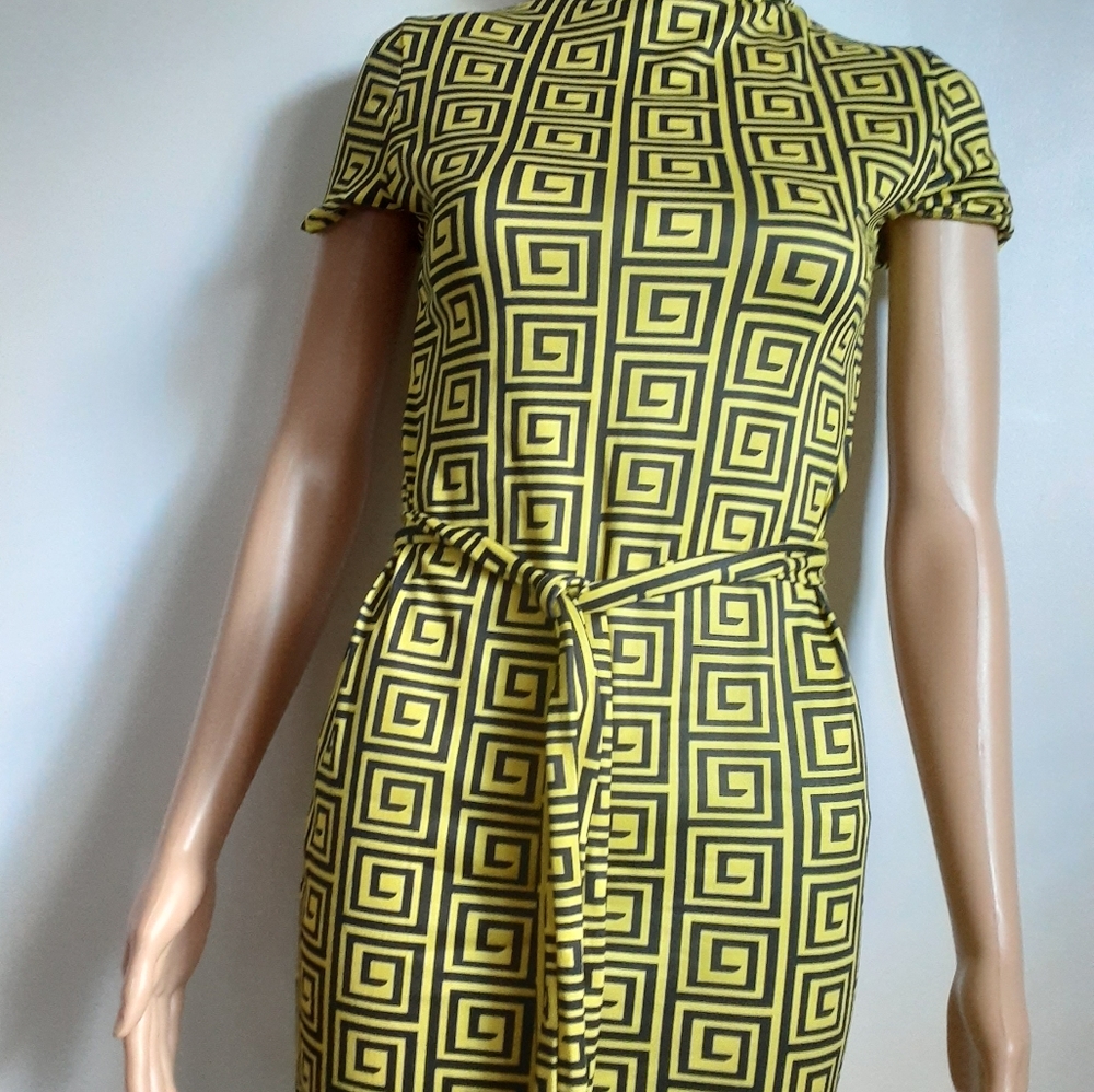 DRESS SOLD OUT - Picture 5 of 12